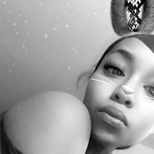 Meet your Posher, Rochelle